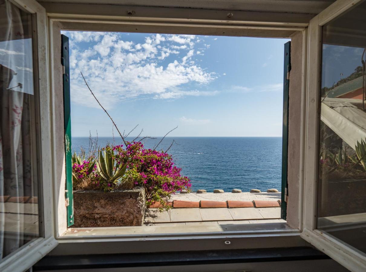 Refilea Sea View Tower Villa Vernazza Exterior foto